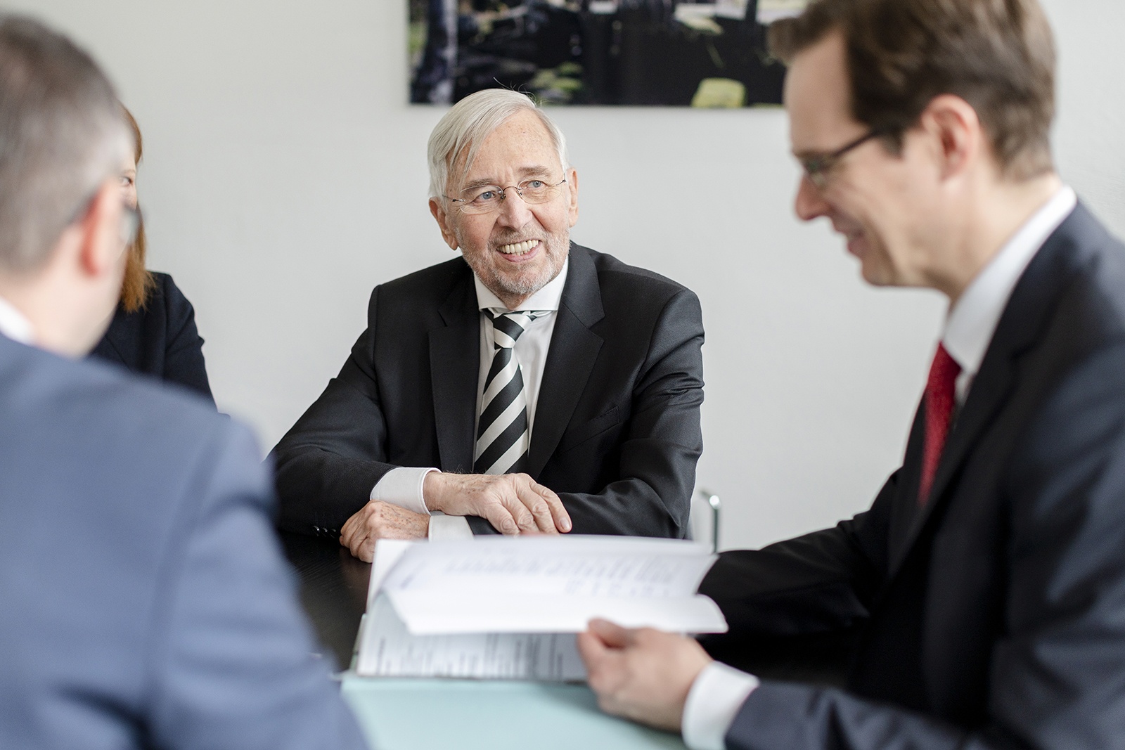 Besprechung Rechtsanwälte Dr. Wittenstein & Kollegen, Rechtsanwalt, Fachanwalt, Erbrecht, Familienrecht, Verkehrsrecht, Reiserecht, Sozialrecht, Kaufrecht, Arbeitsrecht, Strafrecht, Ordnungswidrigkeit